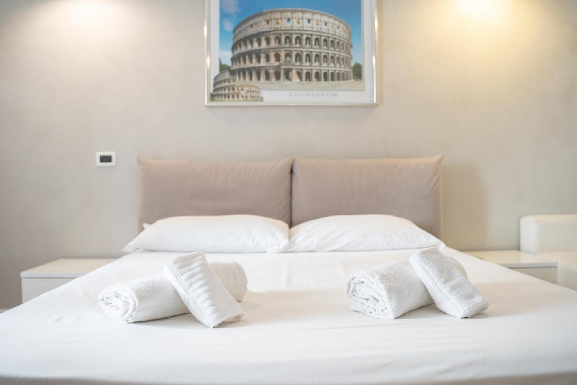 Key Apartment San Giovanni Rome Exterior photo